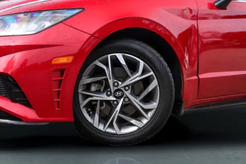 More photos of 2020 Hyundai Sonata SEL at Covert Buick GMC, TX