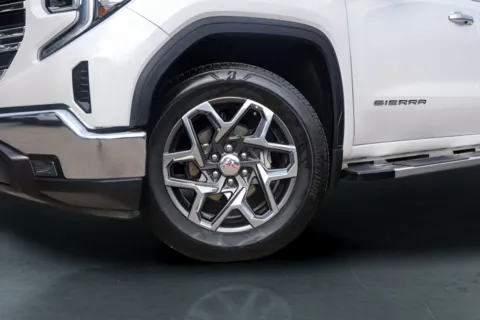 More photos of 2024 GMC Sierra 1500 SLT at Covert Buick GMC, TX