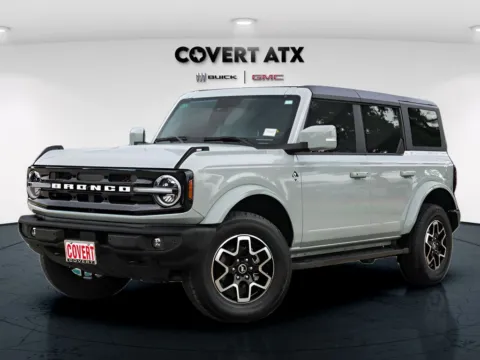 Gray 2024 Ford Bronco Outer Banks for sale in Austin, TX