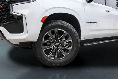 More photos of 2023 Chevrolet Suburban Z71 at Covert Buick GMC, TX