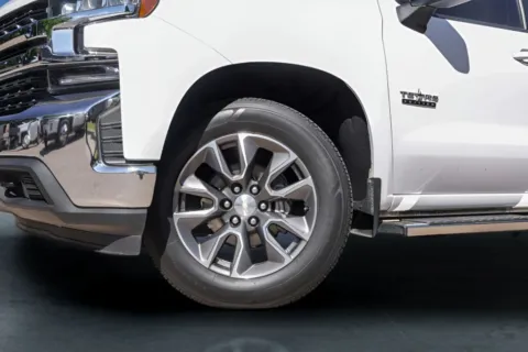 More photos of 2022 Chevrolet Silverado 1500 LTD LT at Covert Buick GMC, TX