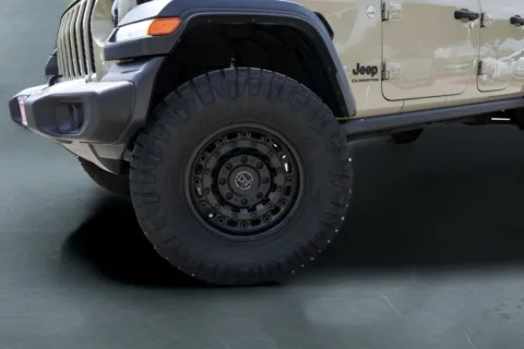 More photos of 2020 Jeep Gladiator Sport at Covert Buick GMC, TX