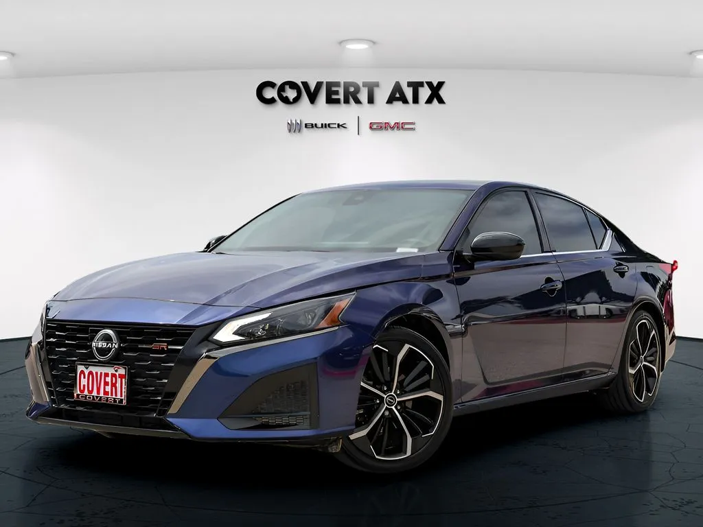 Blue 2023 Nissan Altima 2.5 SR for sale in Austin, TX