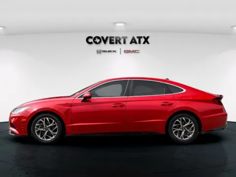 More photos of 2020 Hyundai Sonata SEL at Covert Buick GMC, TX