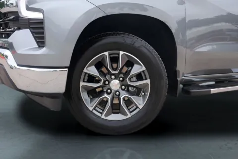 More photos of 2025 Chevrolet Silverado 1500 LT at Covert Buick GMC, TX