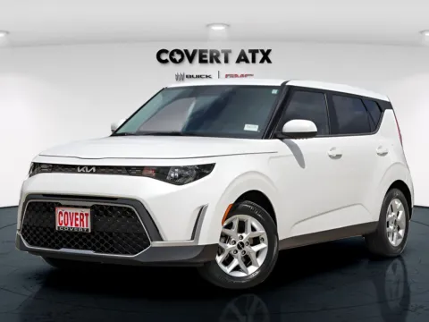 White 2023 Kia Soul LX for sale in Austin, TX