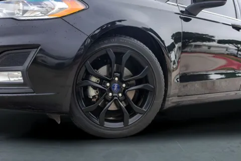 More photos of 2020 Ford Fusion SE at Covert Buick GMC, TX