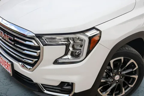 Another view of 2024 GMC Terrain SLT for sale in Austin, TX at Covert Buick GMC