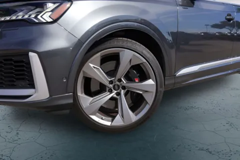 More photos of 2023 Audi SQ7 Premium Plus at Covert Buick GMC, TX