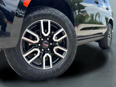 Another view of 2024 GMC Yukon AT4 for sale in Austin, TX at Covert Buick GMC