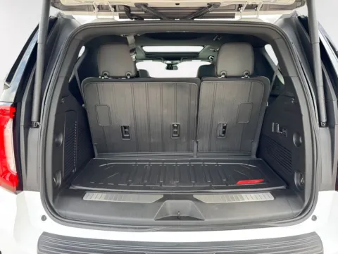 More photos of 2023 GMC Yukon AT4 at Covert Buick GMC, TX
