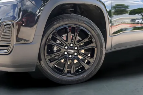 More photos of 2023 GMC Acadia SLE at Covert Buick GMC, TX
