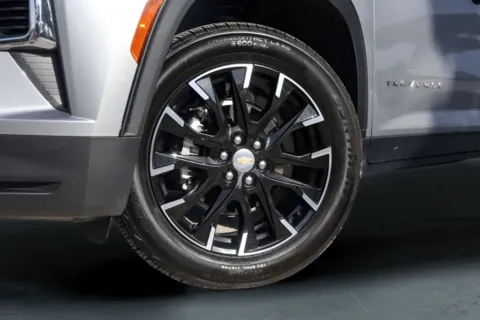 More photos of 2025 Chevrolet Traverse LT at Covert Buick GMC, TX