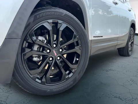 Photos of 2022 GMC Terrain SLE for sale in Austin, TX at Covert Buick GMC