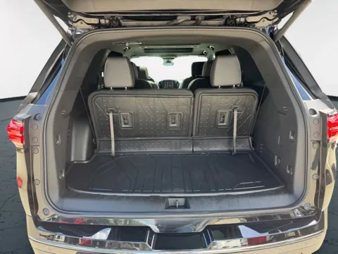 More photos of 2022 Chevrolet Traverse Premier at Covert Buick GMC, TX
