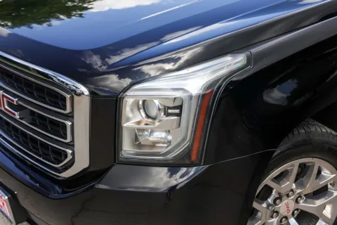 Another view of 2018 GMC Yukon SLT for sale in Austin, TX at Covert Buick GMC
