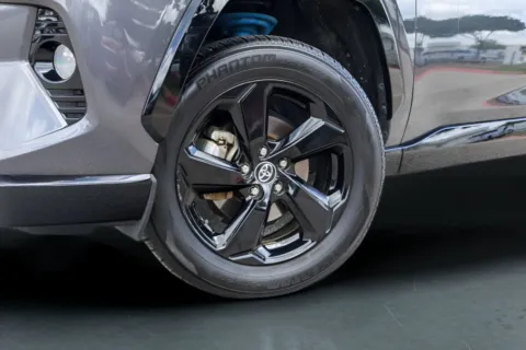 More photos of 2021 Toyota RAV4 Hybrid XSE at Covert Buick GMC, TX