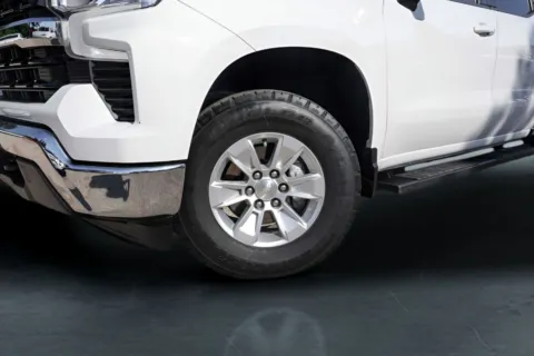 More photos of 2023 Chevrolet Silverado 1500 LT at Covert Buick GMC, TX