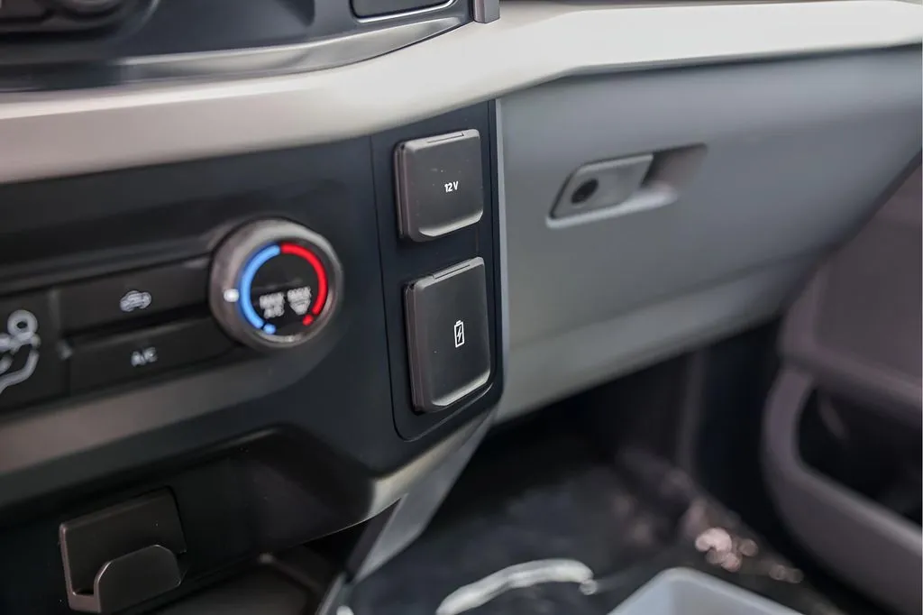 Ford F-150 photo 23