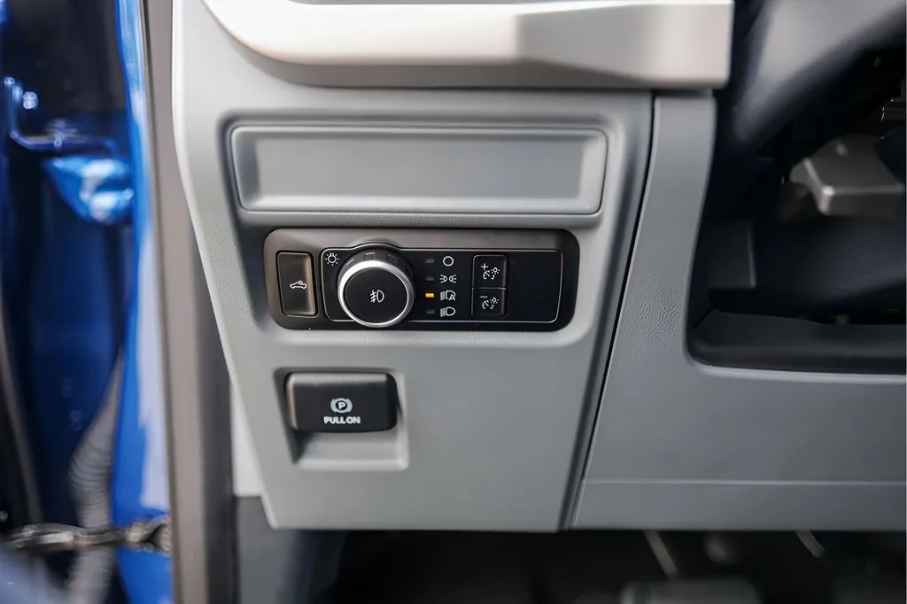Ford F-150 photo 18