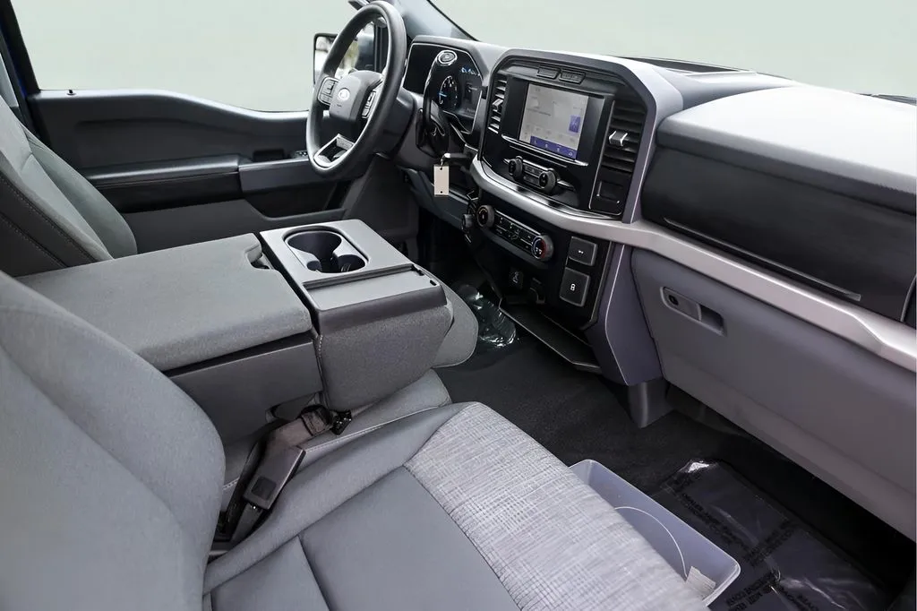 Ford F-150 photo 32