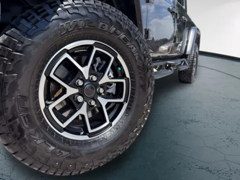 More photos of 2025 Jeep Gladiator Rubicon at Covert Buick GMC, TX