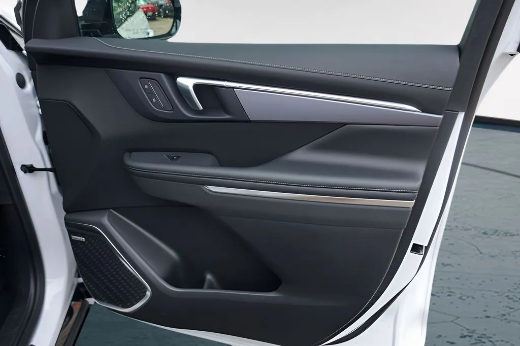 Buick Enclave photo 31