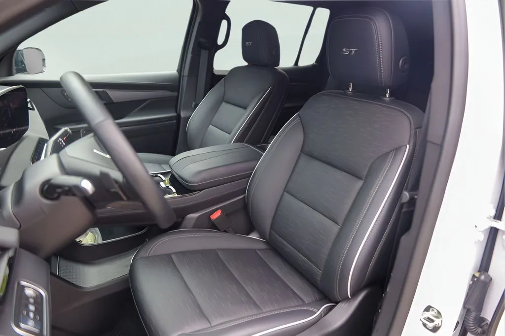 Buick Enclave photo 10