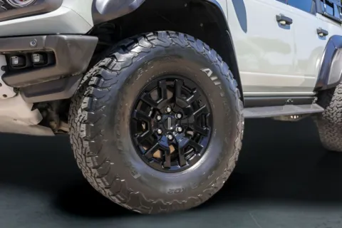 More photos of 2022 Ford Bronco Raptor at Covert Buick GMC, TX