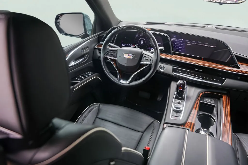 Cadillac Escalade photo 32