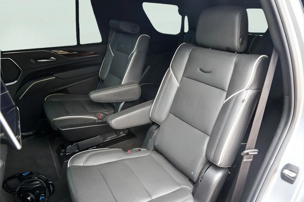 Cadillac Escalade photo 28