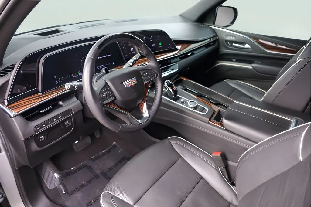 Cadillac Escalade photo 13