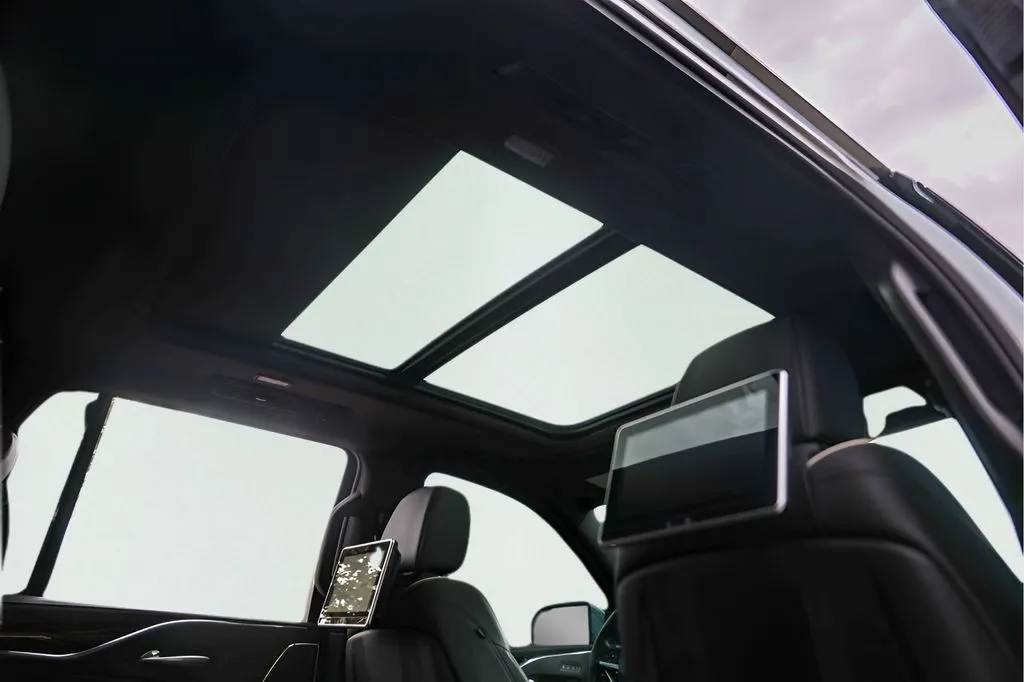 Cadillac Escalade photo 37