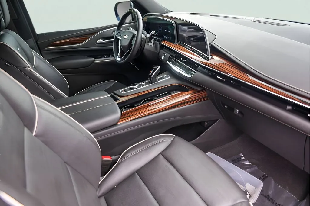 Cadillac Escalade photo 35
