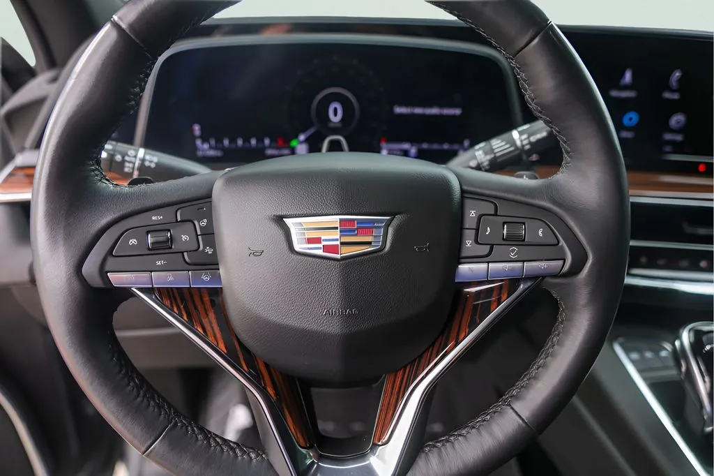 Cadillac Escalade photo 15