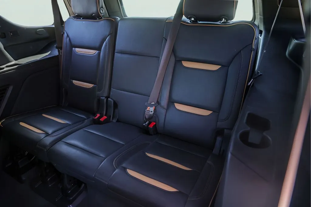GMC Yukon photo 29