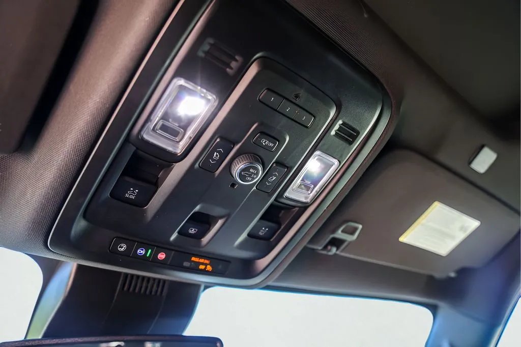 GMC Yukon photo 24