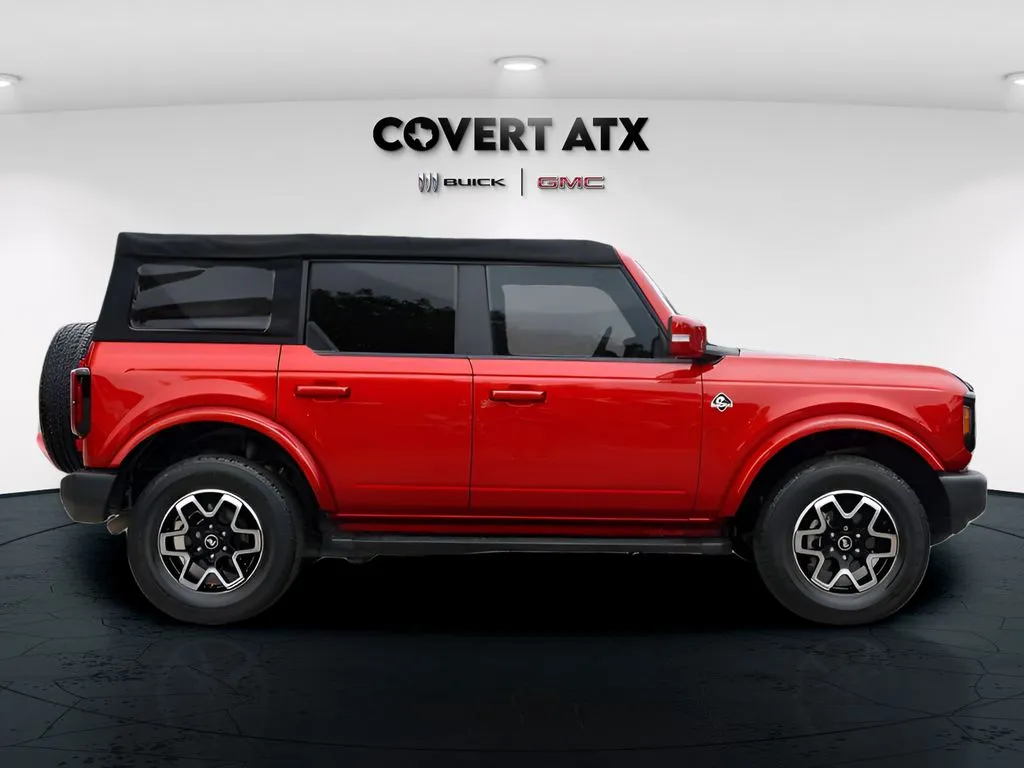 Ford Bronco photo 8