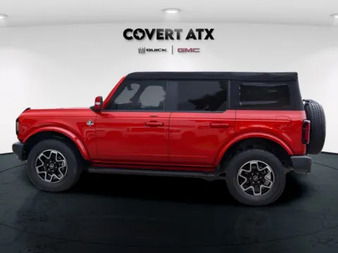 More photos of 2023 Ford Bronco Outer Banks at Covert Buick GMC, TX