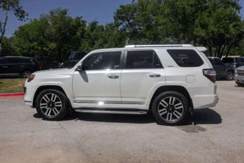 More photos of 2019 Toyota 4Runner Limited at Covert Buick GMC, TX