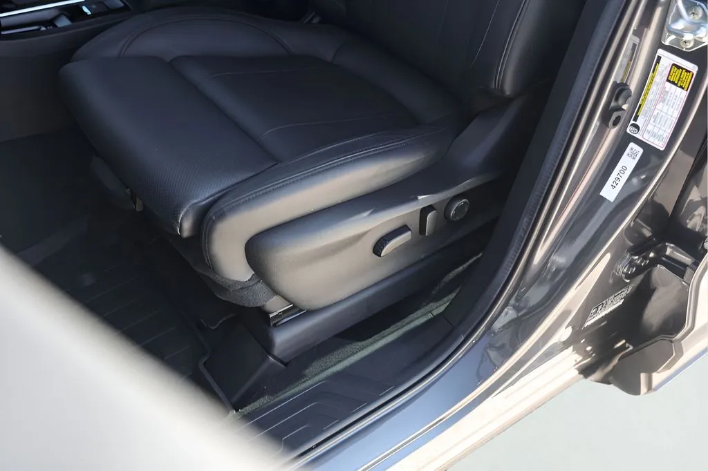 Subaru Ascent photo 11