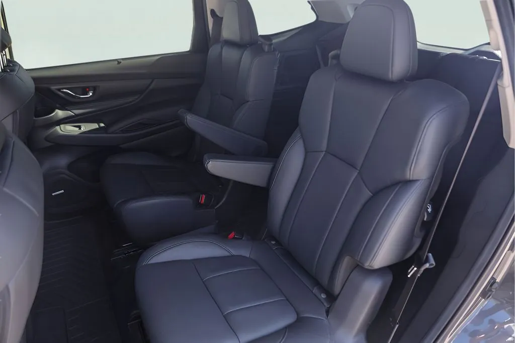 Subaru Ascent photo 28