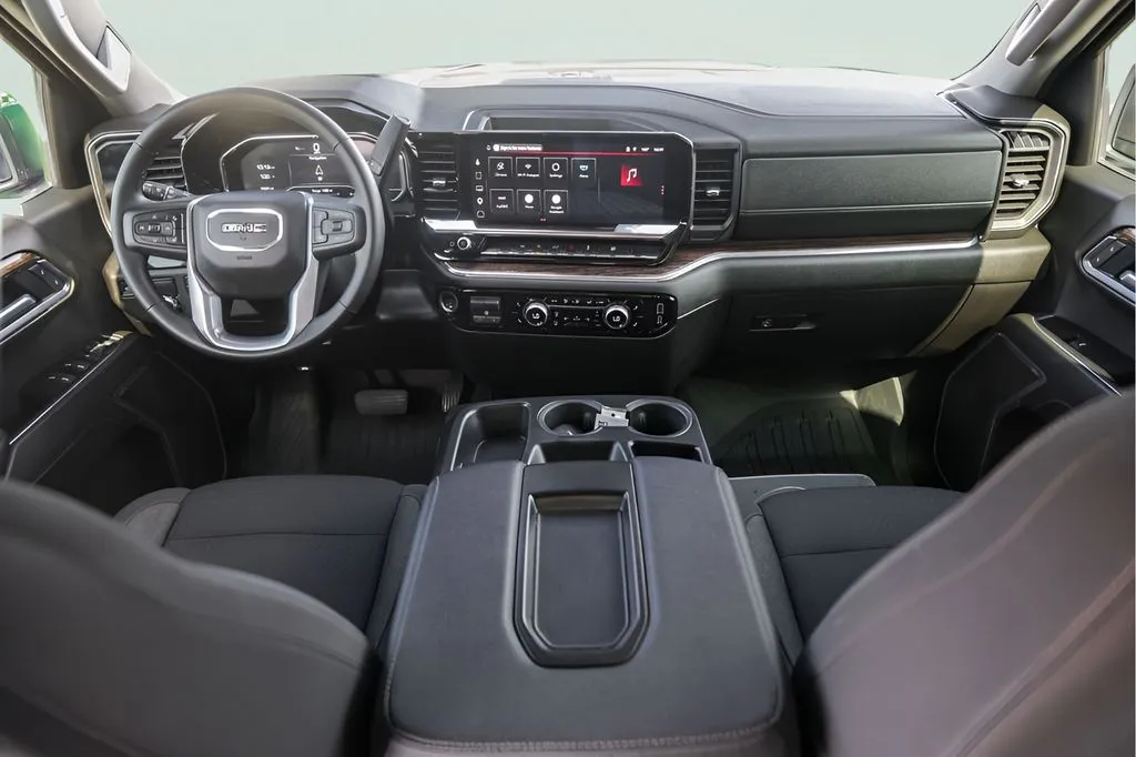 GMC Sierra photo 27