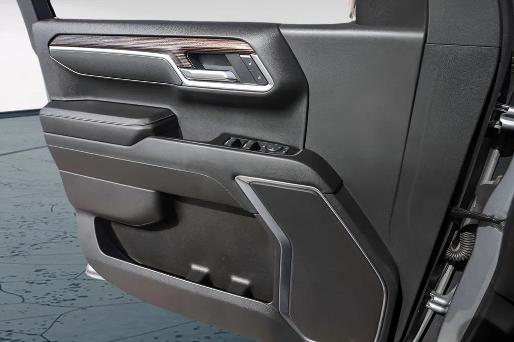 GMC Sierra photo 23