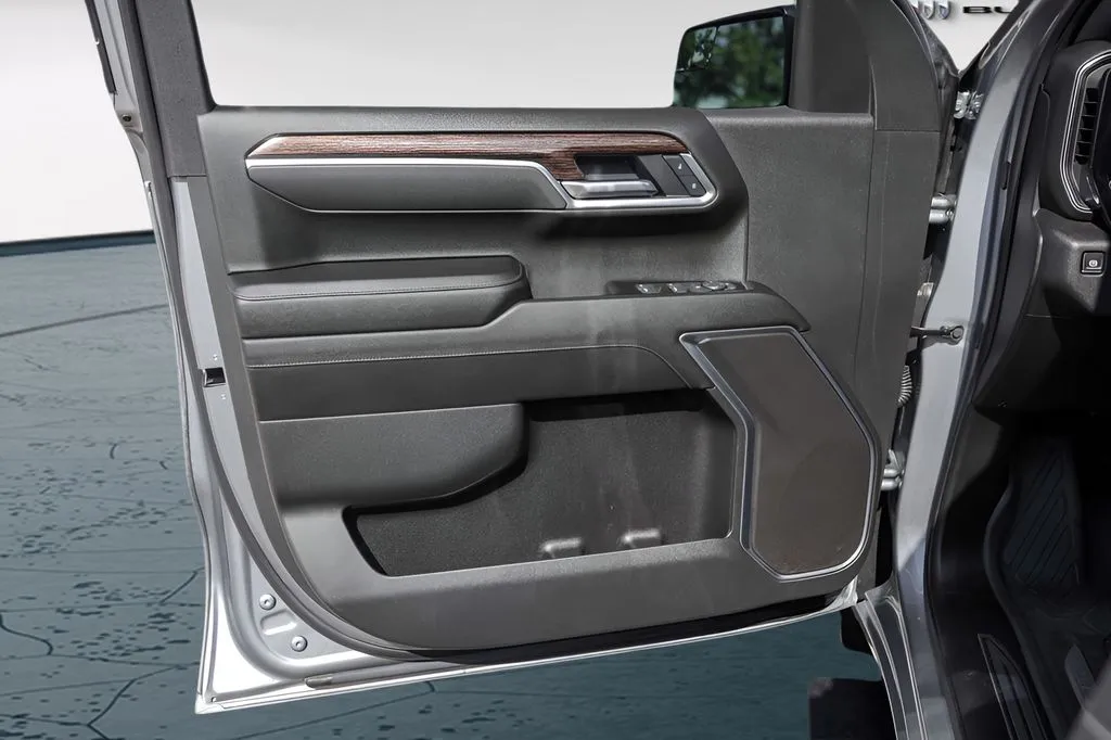 GMC Sierra photo 25