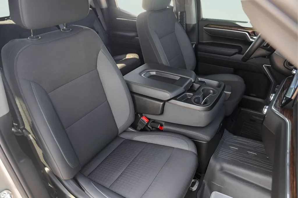 GMC Sierra photo 32
