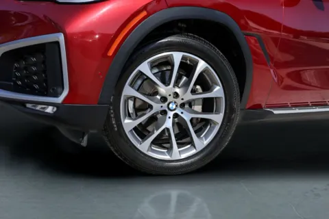 More photos of 2021 BMW X6 sDrive40i at Covert Buick GMC, TX