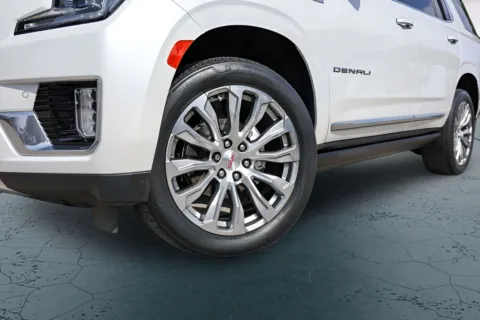 More photos of 2022 GMC Yukon Denali at Covert Buick GMC, TX
