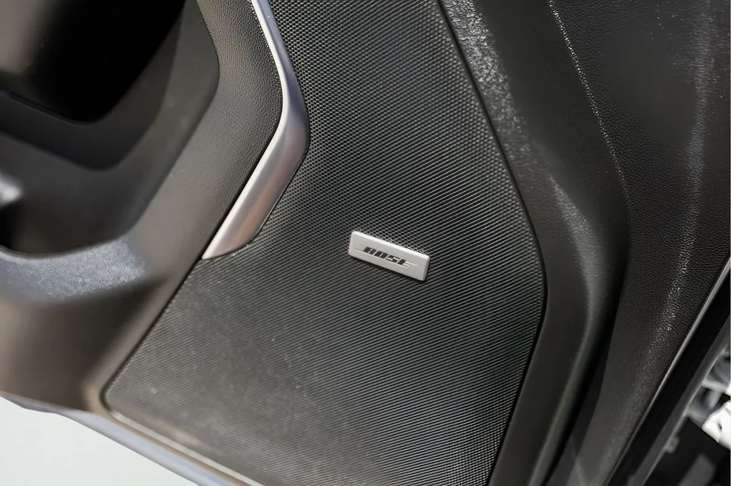Chevrolet Tahoe photo 25