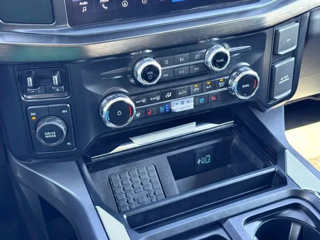 Ford F-250SD photo 25
